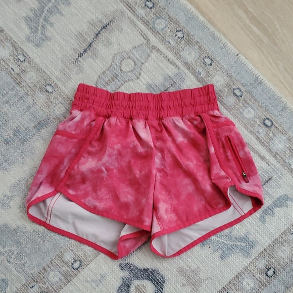 Lululemon Bright Pink Running Shorts Sz4 - Picture 1 of 11